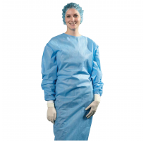 Surgical gown with 2 hand towels